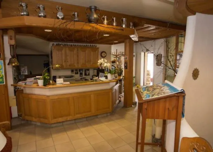 Sonne Interlaken-matten Couette-café Unterseen