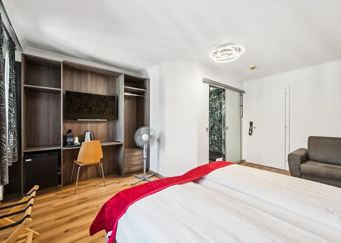 Sonne Interlaken-matten فندق مبيت وإفطار Unterseen