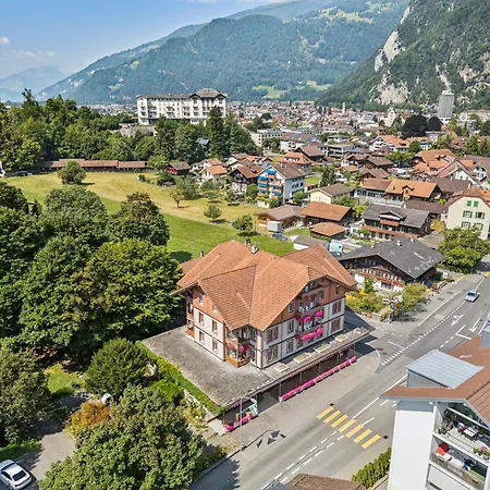Oda ve Kahvaltı Sonne Interlaken-matten Unterseen